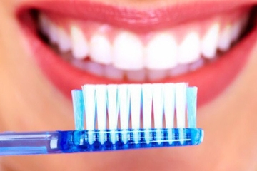 Cách bảo vệ răng miệng giúp răng luôn chắc khỏe