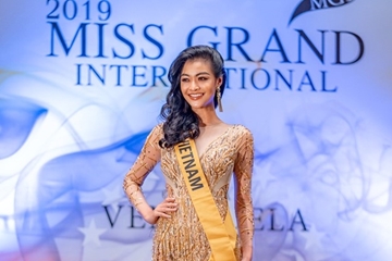 Kiều Loan vào top 10 Hoa hậu Hòa bình Quốc tế 2019 diễn ra tại thủ đô Caracas, Venezuela