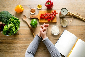 Top,10 loại thực phẩm tốt cho sức khỏe cần nên bổ sung trong bữa ăn hàng ngày